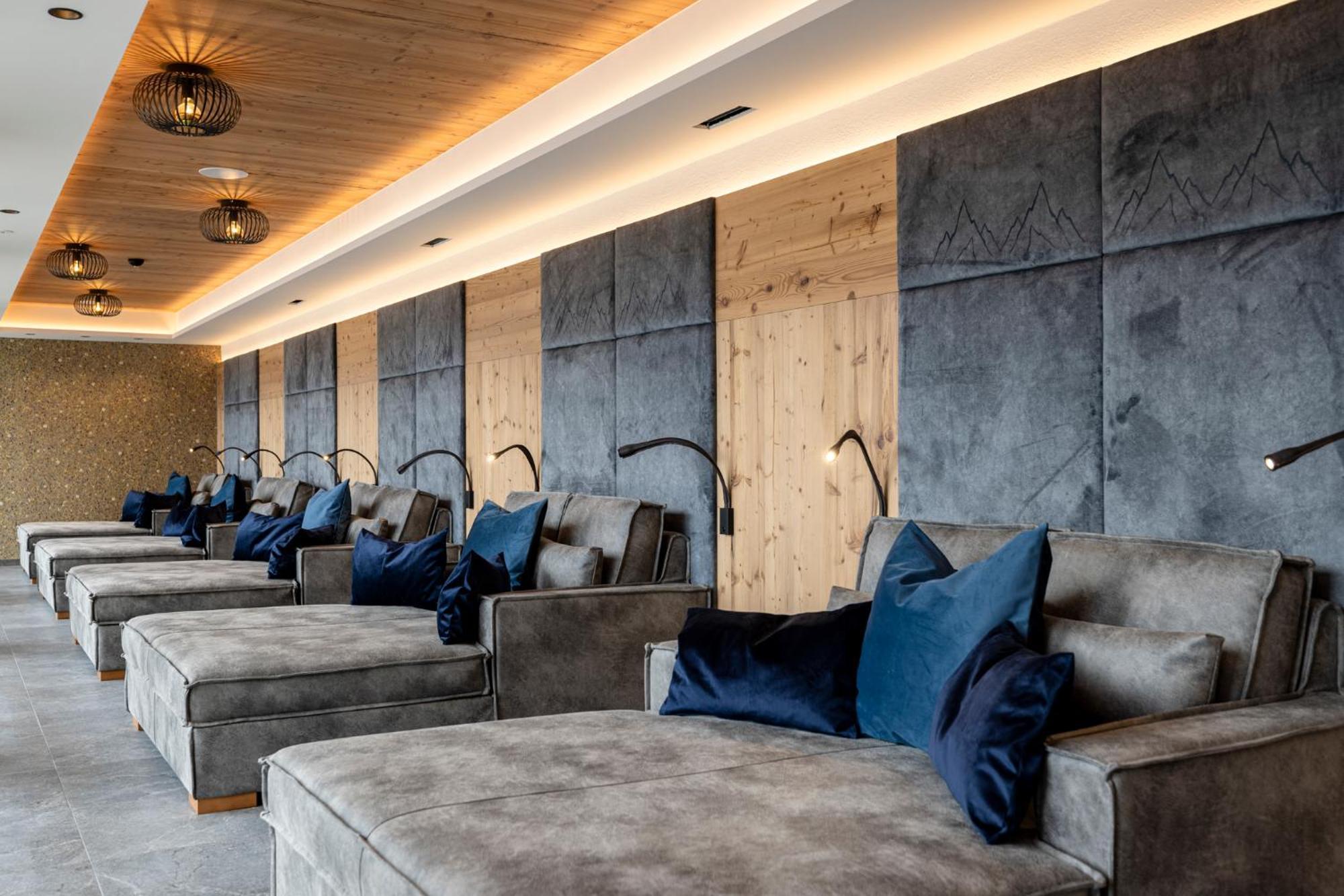 Thermal-Badhotel Kirchler Тукс Екстериор снимка