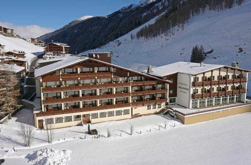 Thermal-Badhotel Kirchler Тукс Екстериор снимка