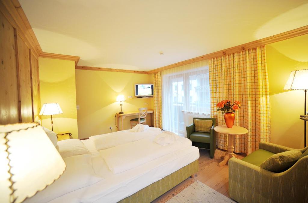 Thermal-Badhotel Kirchler Тукс Стая снимка