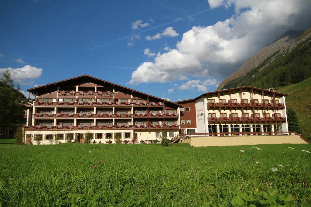 Thermal-Badhotel Kirchler Тукс Екстериор снимка